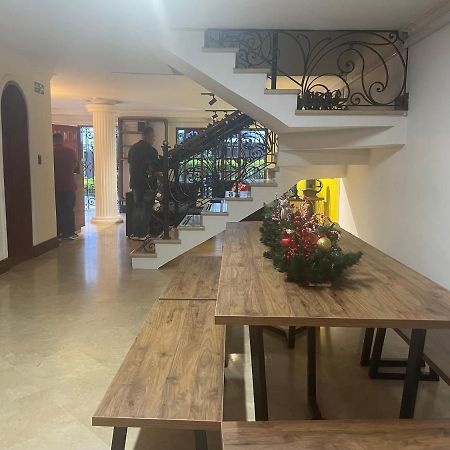 Paisa Hostel Medellin Luaran gambar
