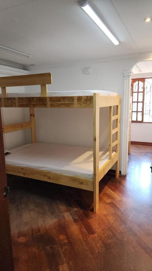 Paisa Hostel Medellin Luaran gambar