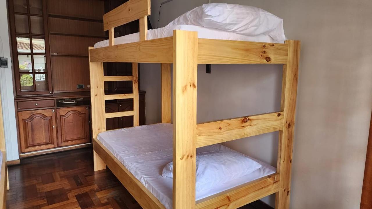 Paisa Hostel Medellin Luaran gambar