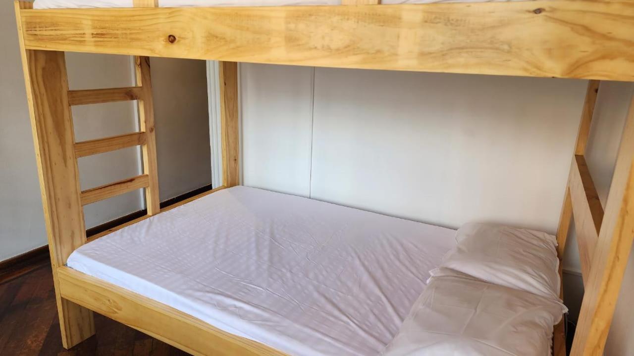 Paisa Hostel Medellin Luaran gambar