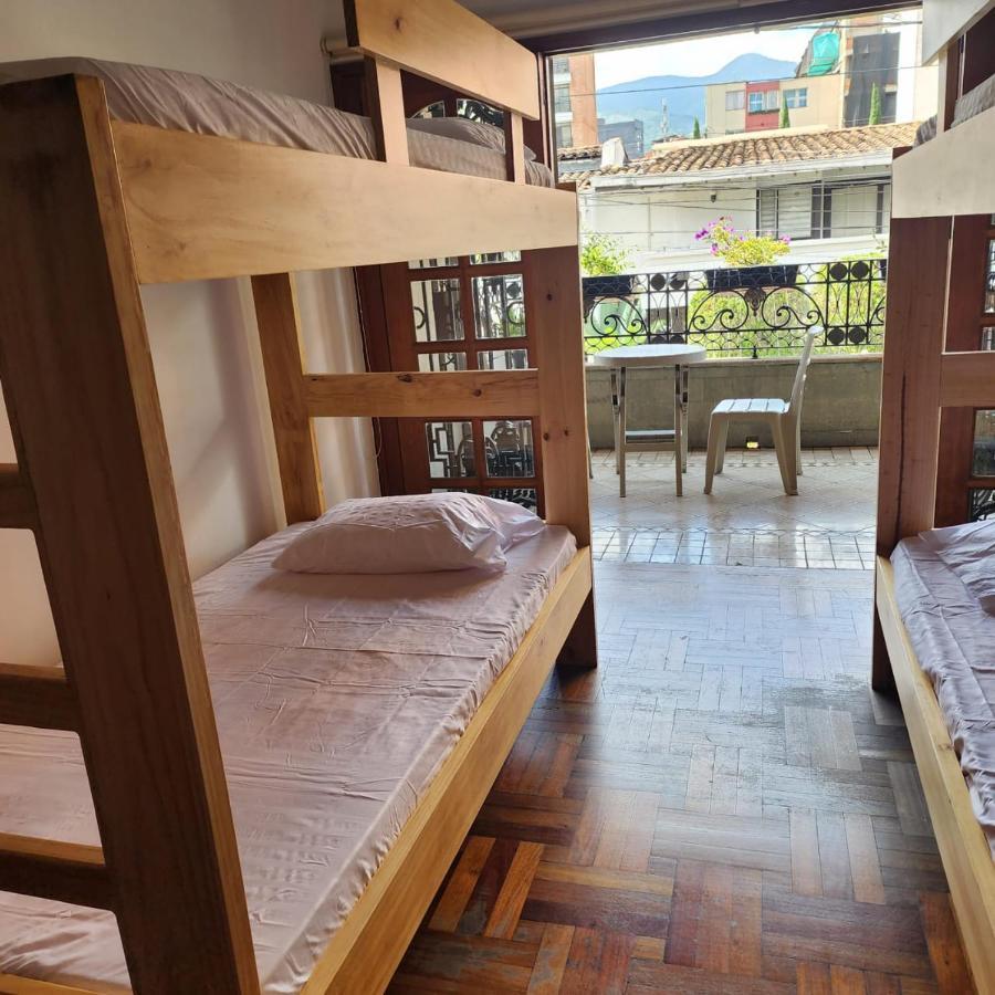 Paisa Hostel Medellin Luaran gambar