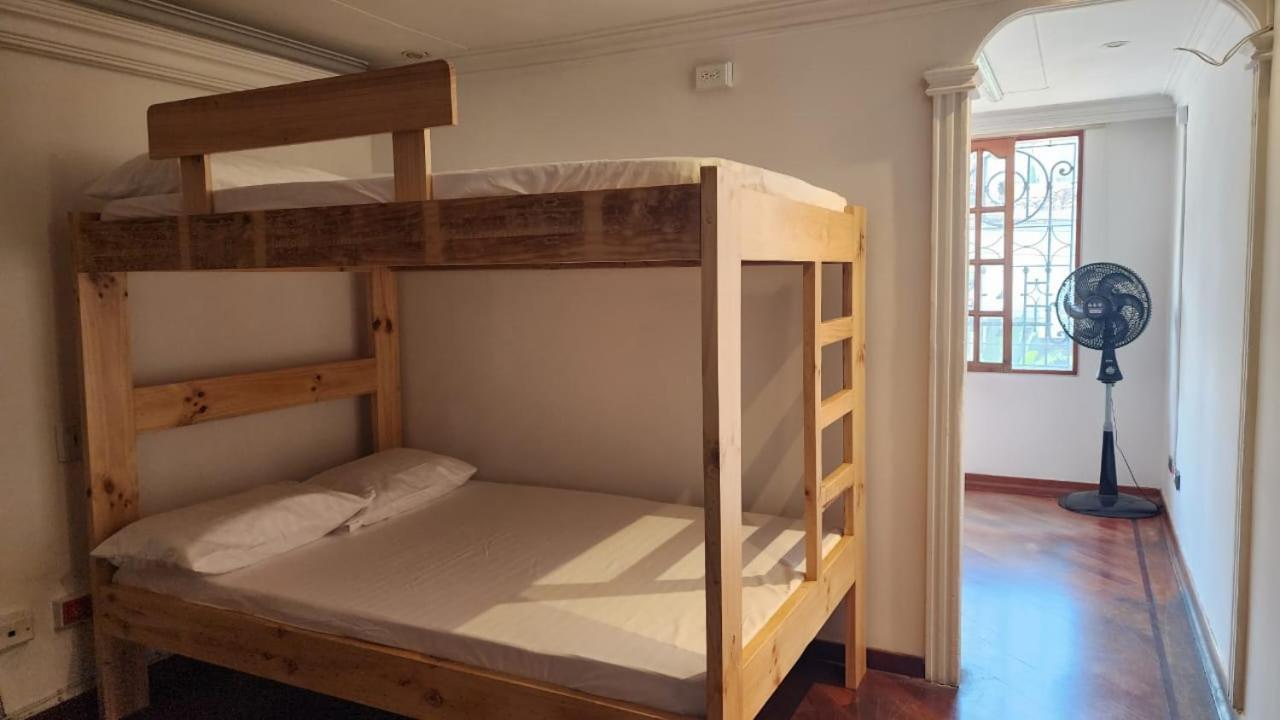Paisa Hostel Medellin Luaran gambar