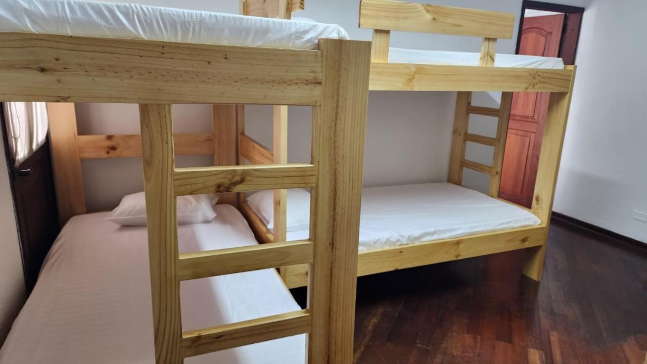 Paisa Hostel Medellin Luaran gambar